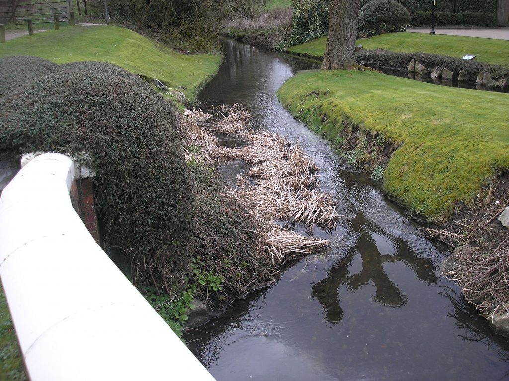 River Misbourne near Jaguar Showroom, Apr 2018