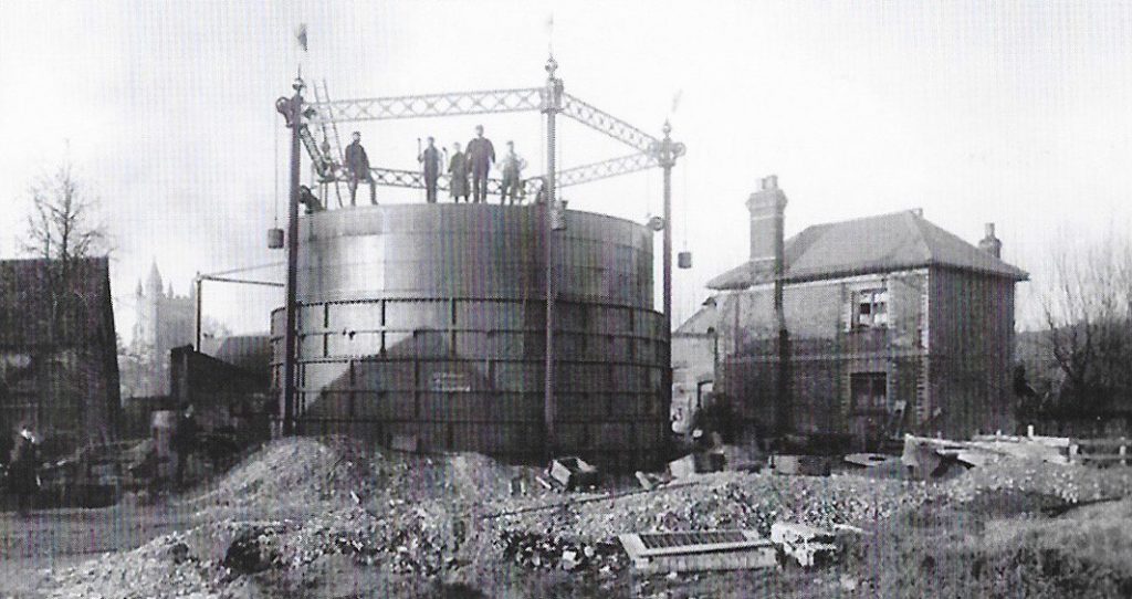 The gasometers. 50 years of the Amersham Society, 2006